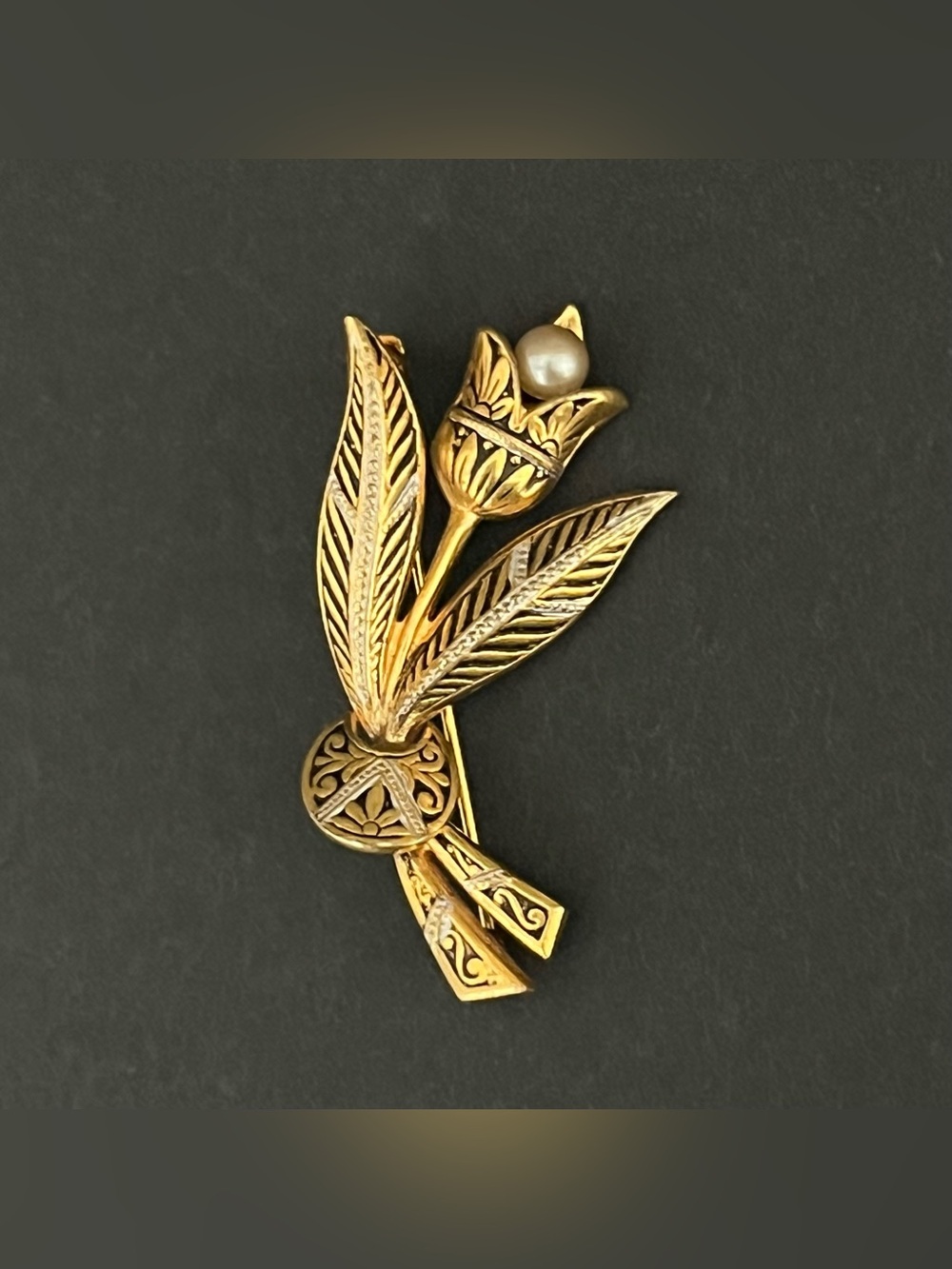 Vintage Floral Tulip Brooch Pin Gold-Tone Faux Pearl Retro Victorian Revival MCM